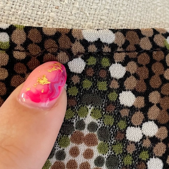 Jones Studio Pleated Patterned Tank - Picture 8 of 10